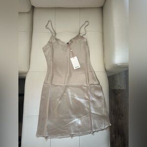 🤍 Quince 100% Silk Mini Slip Dress - XS - NWT🤍